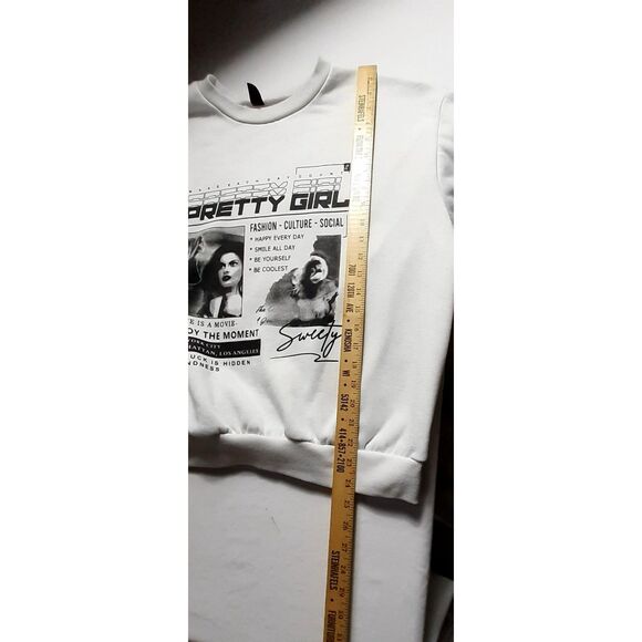 Shein Sweater  Size S White 100% Polyester Pretty Girl   #279 - Picture 4 of 6